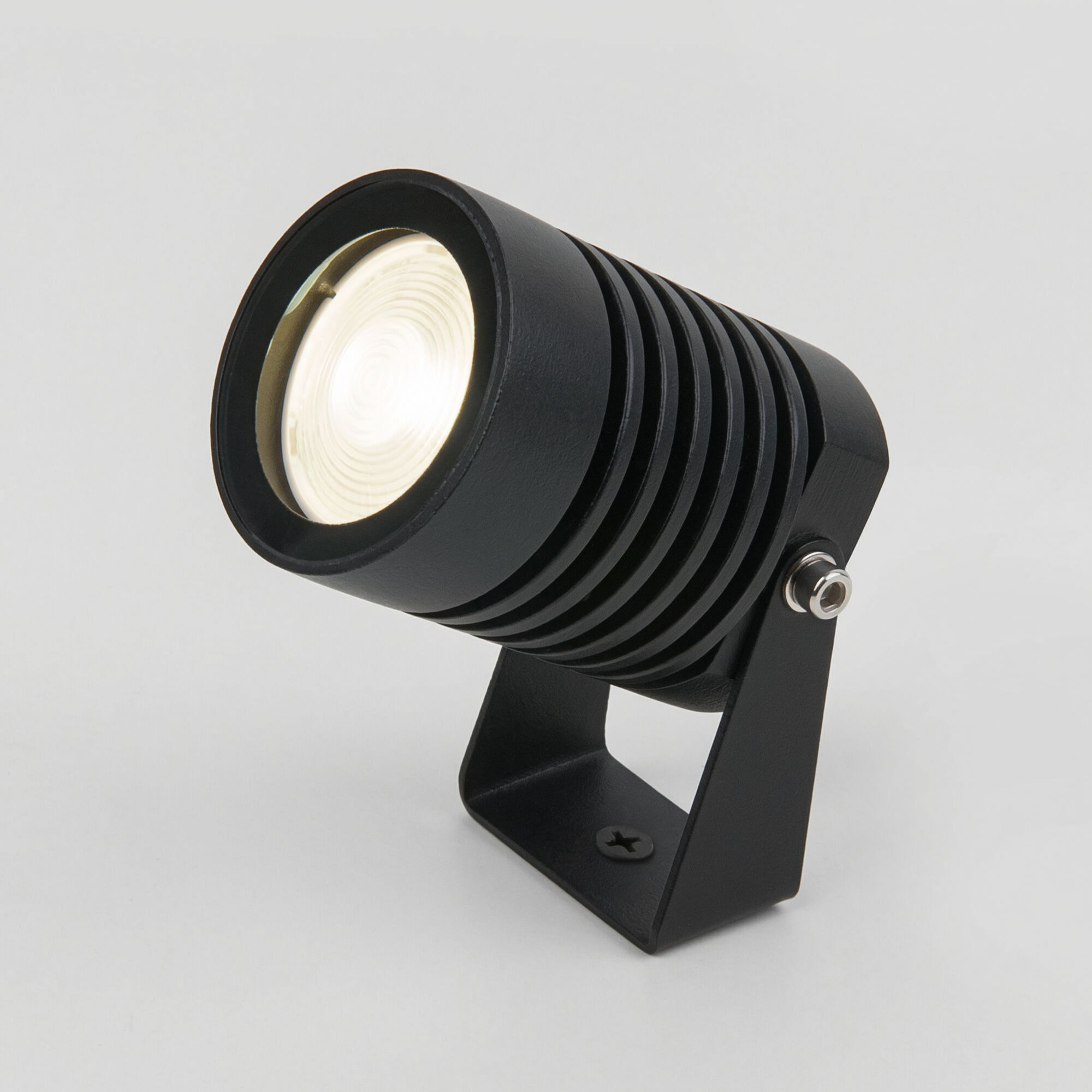 landshaftnyy-svetodiodnyy-povorotnyy-svetilnik-landscape-ip54-043-fl-led-chernyy-a059011_0008.jpg Landscape LED черный (043 FL LED) — изображение 1