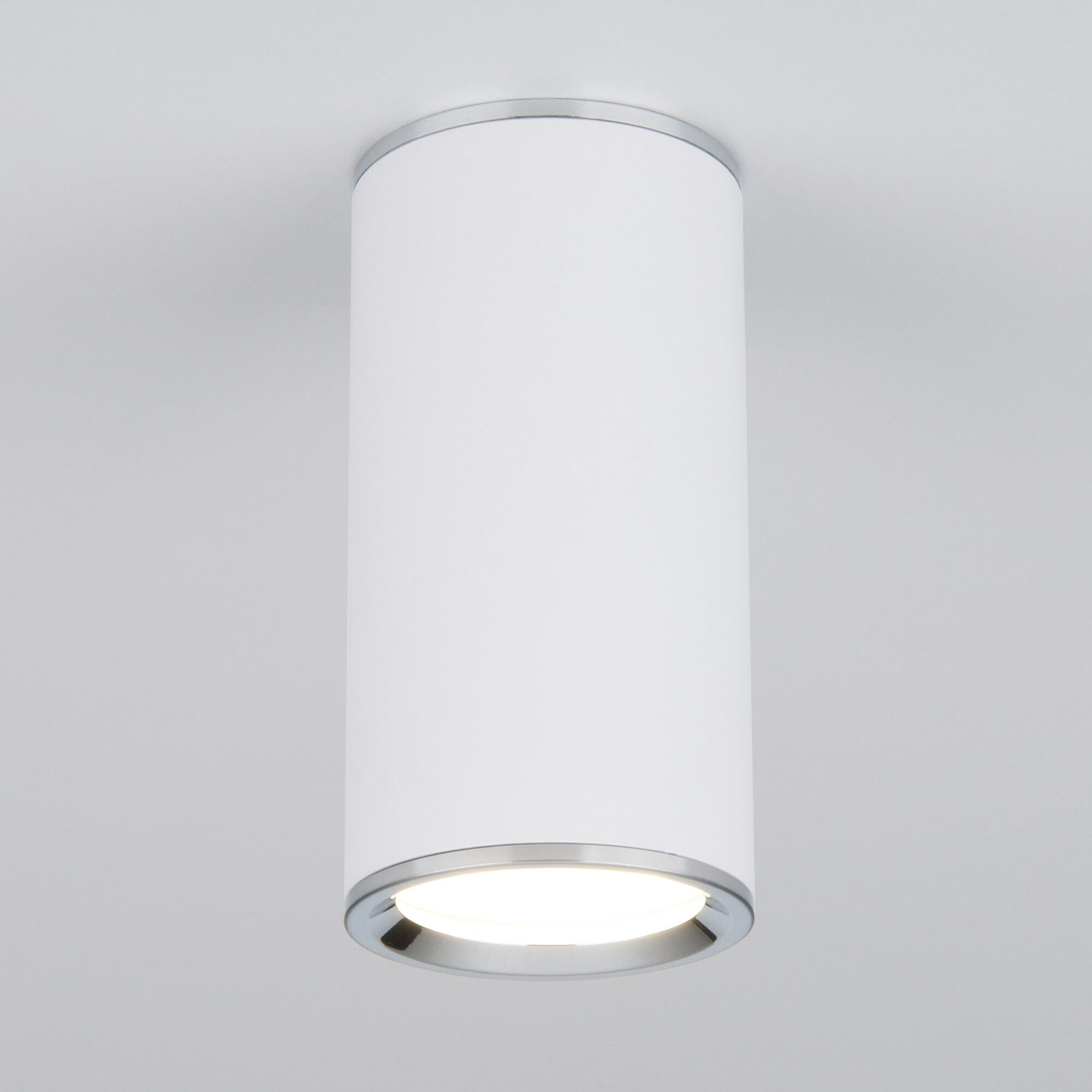 nakladnoy-potolochnyy-svetodiodnyy-svetilnik-dln101-gu10-wh-belyy-a043967-0001.jpg DLN101 GU10 WH սպիտակ - Image 1