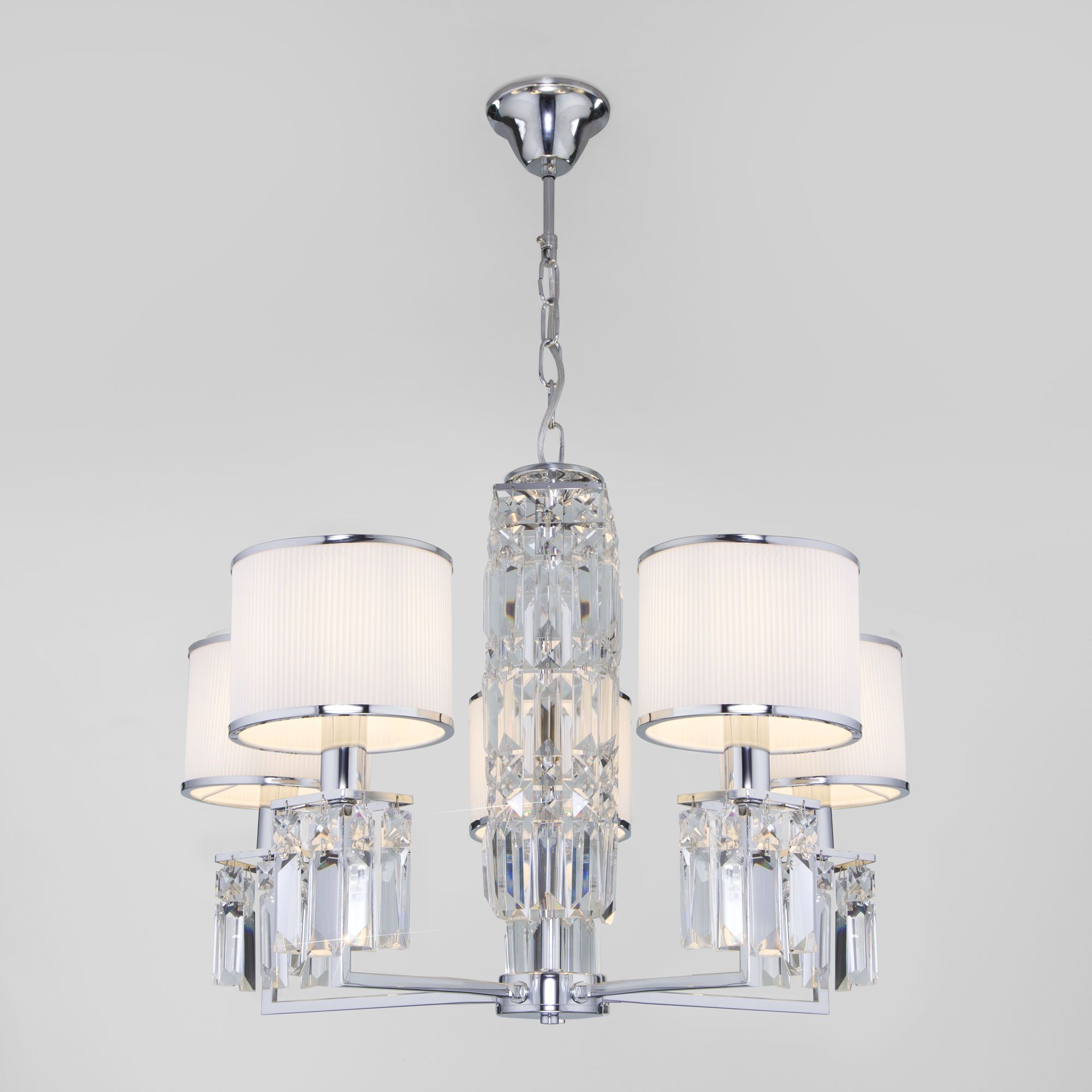 podvesnaya-lyustra-s-tkanevymi-abazhurami-10099-5-khrom-a056961-0001.jpg Կախովի ջահ՝ լուսամփոփներով 10099/5 քրոմ - Image 1