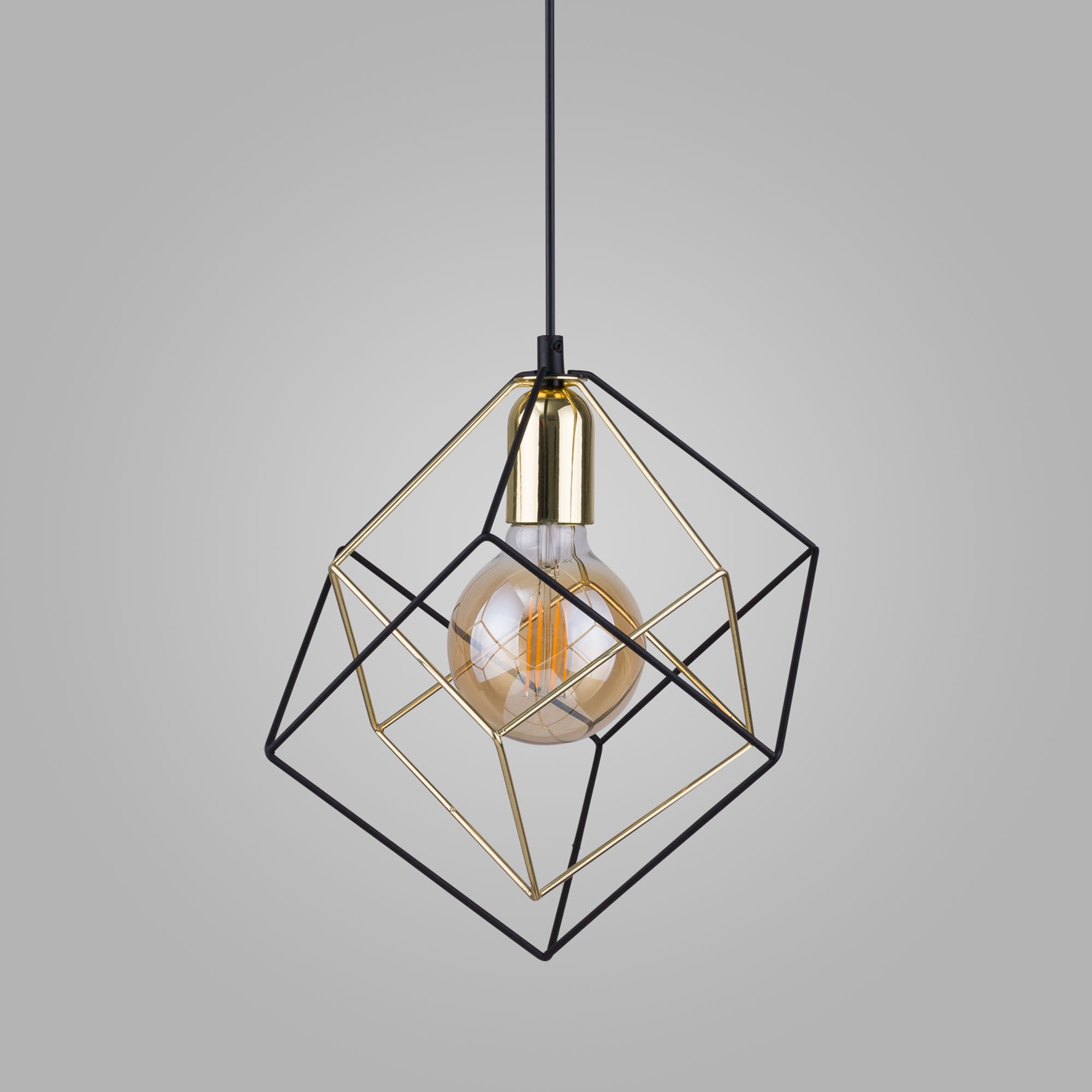 podvesnoy-svetilnik-v-stile-loft-192-alambre-a049287-0001.jpg Կախովի լուսատու 192 Alambre - Image 1