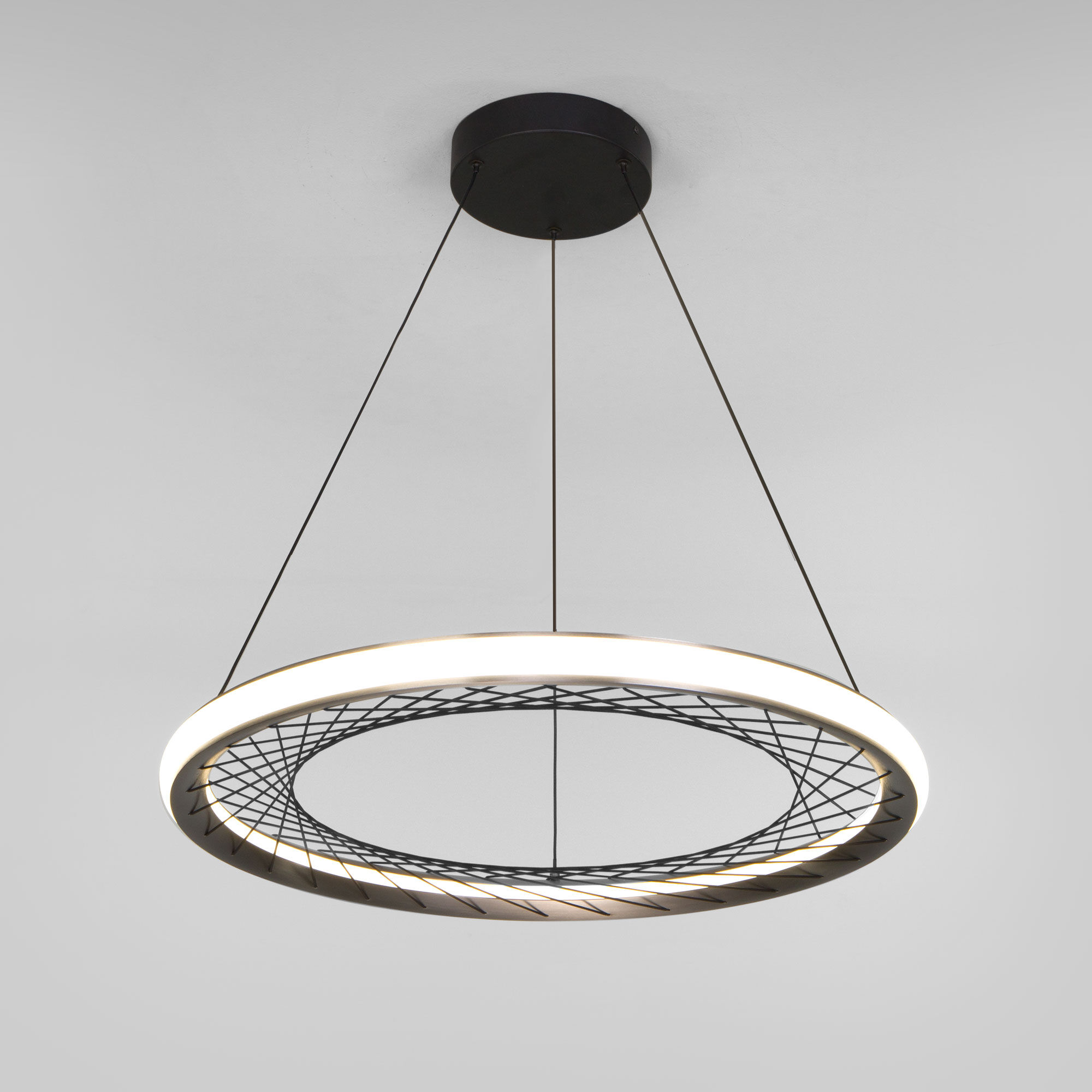 podvesnoy-svetodiodnyy-svetilnik-40024-1-led-seryy-a069305-0001.jpg Подвесной светодиодный светильник 40024/1 LED серый — изображение 1