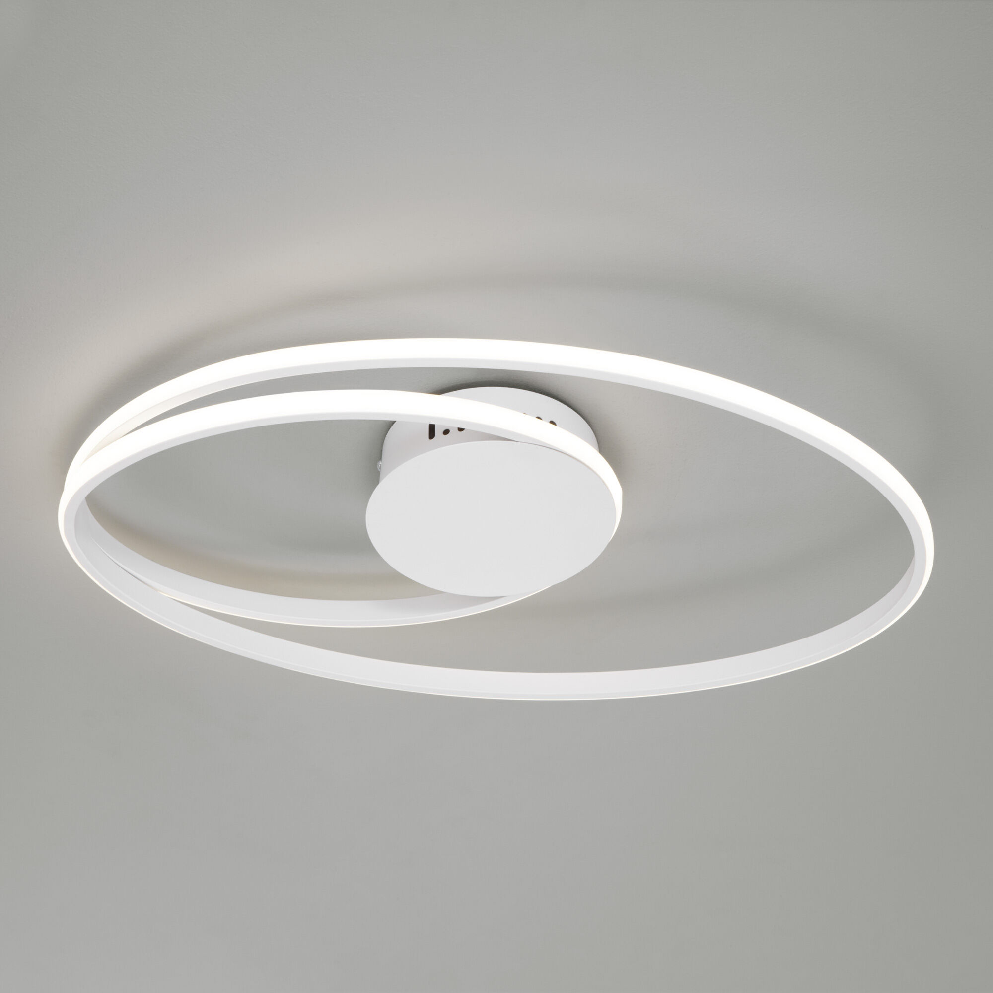 potolochnyy-svetodiodnyy-svetilnik-v-stile-minimalizm-90250-1-a057123-0001.jpg Պոտոլոժնըյ LED լուսատու 90250/1 - Image 1